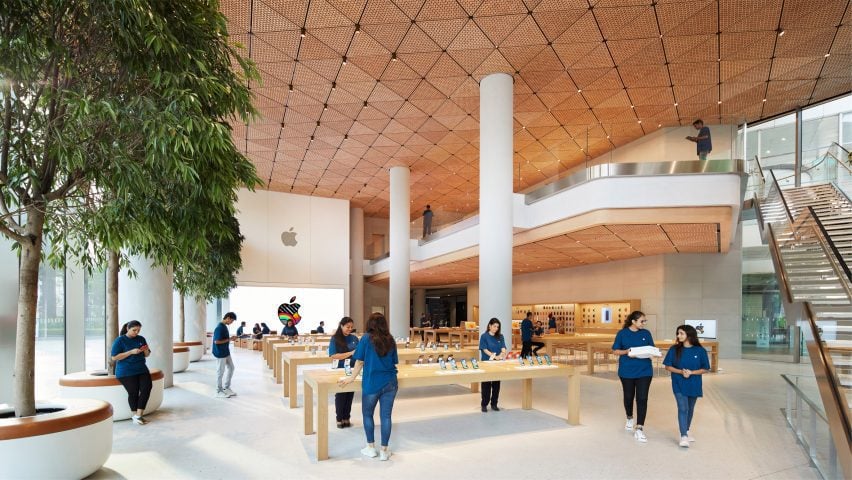 Oak roof at Mumbai apple store