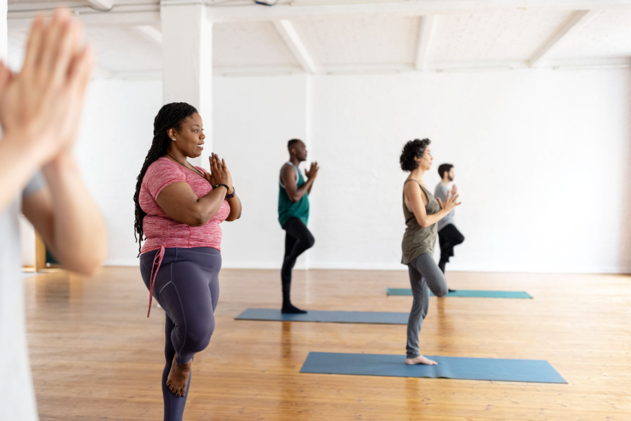 A compilation of images featuring running groups, diverse running routes, and various forms of cross-training activities like swimming or yoga.